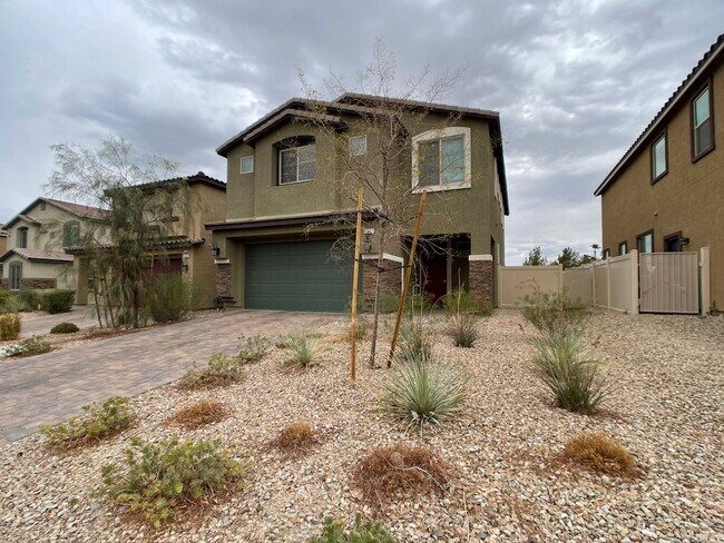 Building Photo - Beautiful 2 Story | 4br/3ba. House!