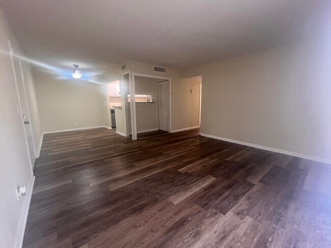 Foto del edificio - 1500 N Congress Ave