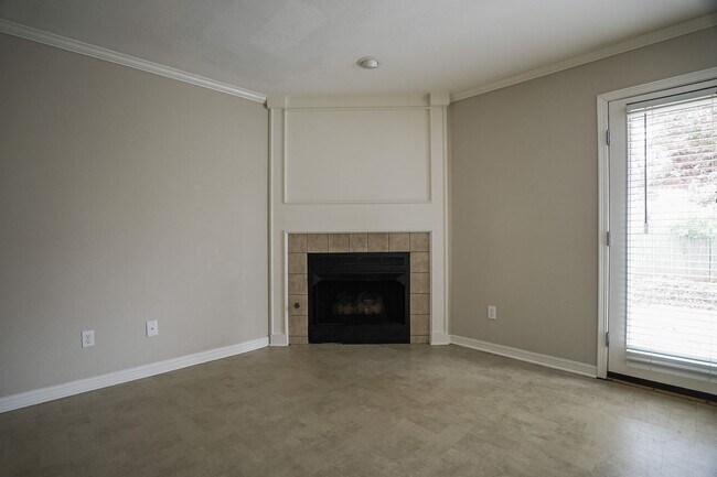 Foto del edificio - Great Location!! 4 bedrooms 2.5 Baths!