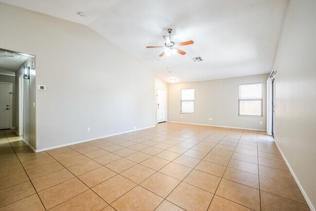 Foto del edificio - 14900 N 130th Ln
