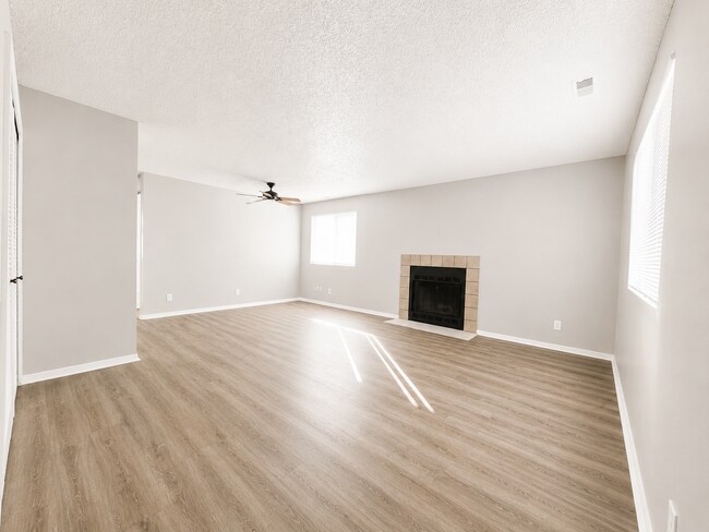 Building Photo - 1835 Zebulon Dr