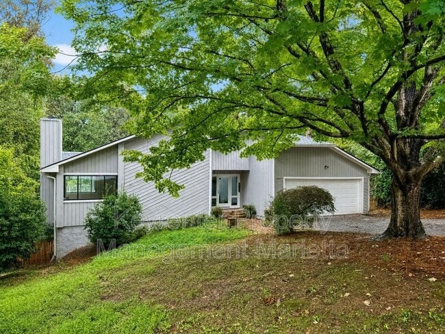 Building Photo - 150 Hitching Post Ct SE