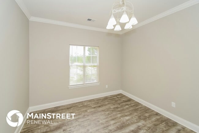 Building Photo - 1232 Riverford Dr