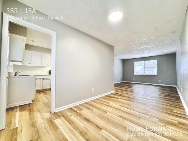 Building Photo - 126 Bourbon Hills Dr