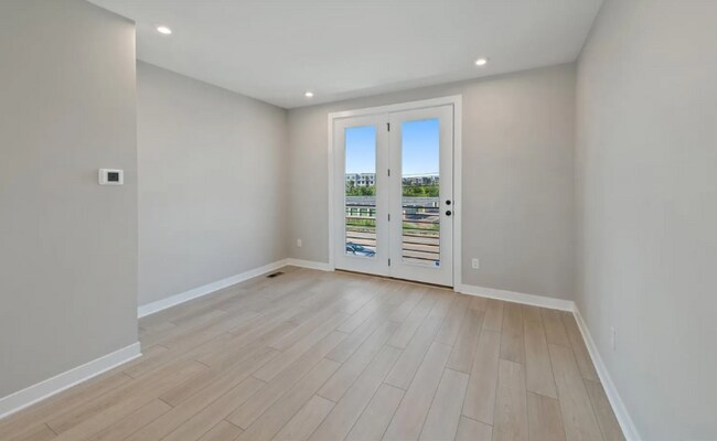 Foto del edificio - 7434 Durham Pl