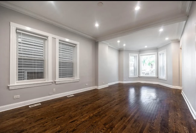 Building Photo - 4853 N Seeley Ave