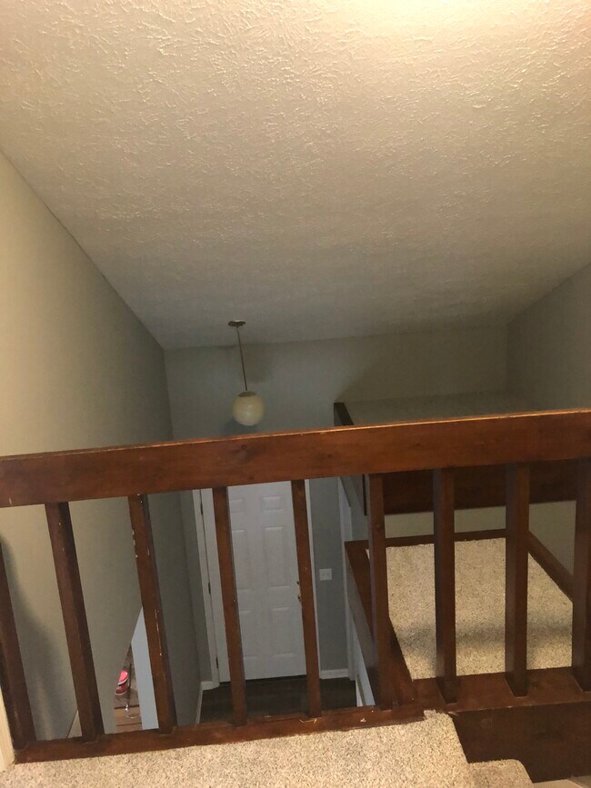 2 story entry - 903 Timbercreek Dr