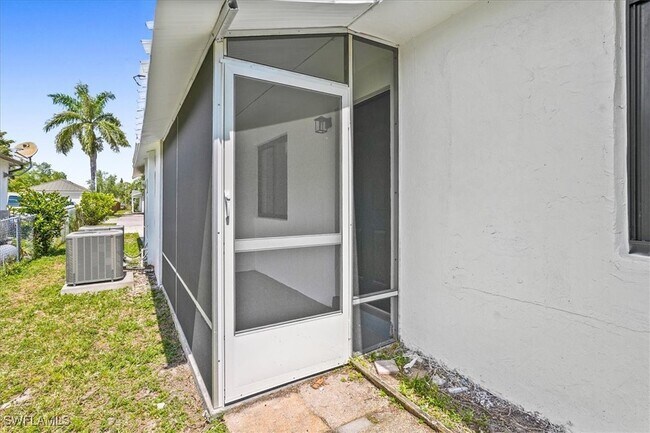 Foto del edificio - 3652 Hibiscus Ave