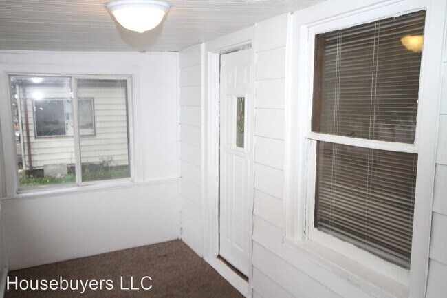 Foto del edificio - 2 br, 1 bath House - 2824 Des Moines St