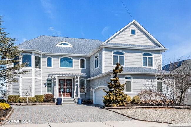 Building Photo - 3110 Windsor Ave