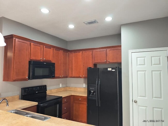 Building Photo - 75 Canyon Oak Loop