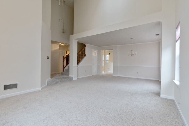 Building Photo - 13903 Lord Fairfax Pl