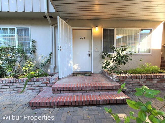 Building Photo - 2 br, 1 bath House - 668 Forest Avenue