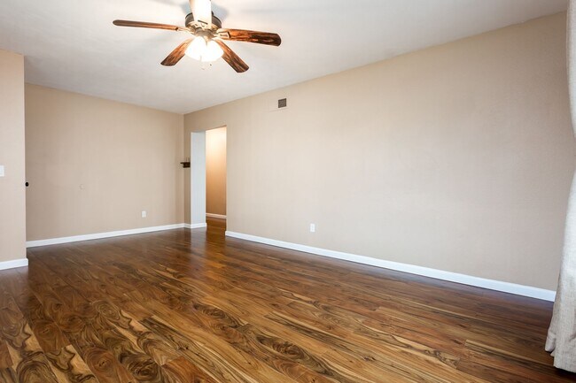 Foto del edificio - Beautiful Home in Mira Mesa