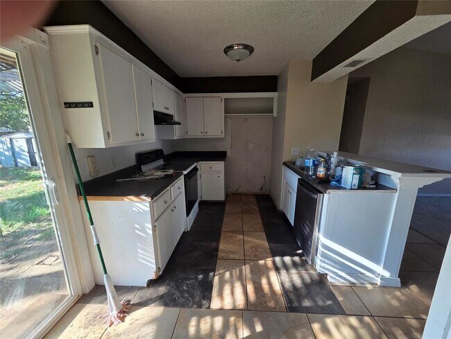 Foto del edificio - 12314 SW 13th St