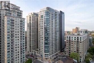Building Photo - 195 Besserer St
