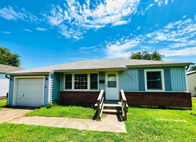 Cute 2BD 1BA Bungalow in Midwest City!!! - Cute 2BD 1BA Bungalow in Midwest City!!! House
