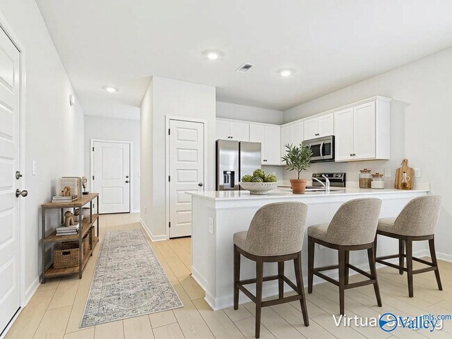 Foto del edificio - 15433 GRAYSON CIR