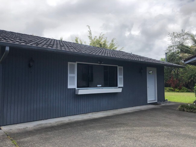 Building Photo - 420 Ainalako Rd