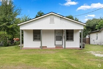 Building Photo - 610 Mcnabb St