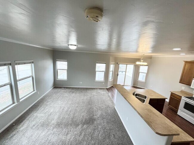 Building Photo - 4858 Victorine St