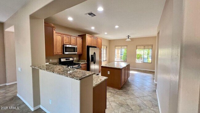 Building Photo - 27014 N 52nd Glen
