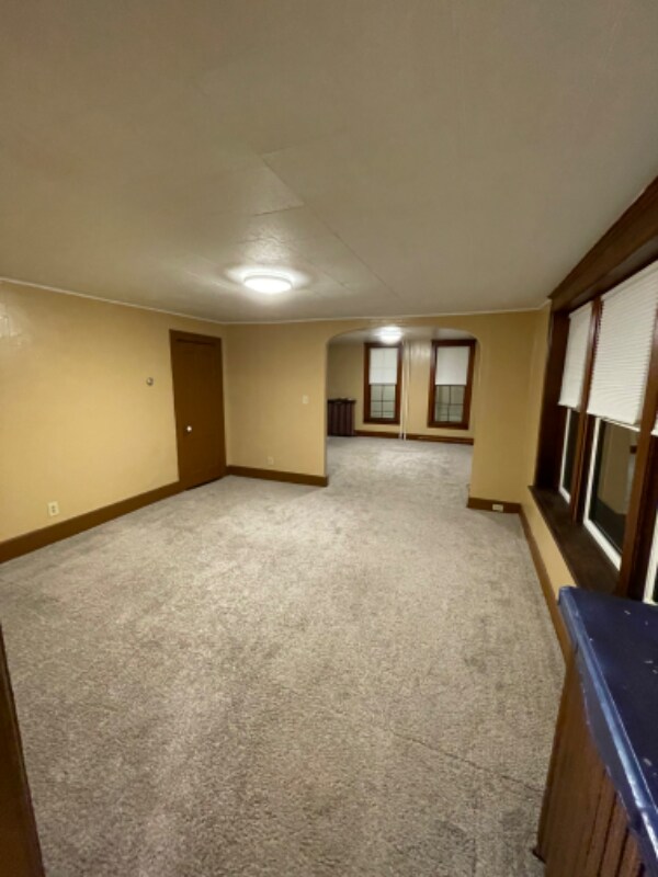 1810 Wyatt Ave, Stevens Point, WI 54481 Apartment for Rent in Stevens