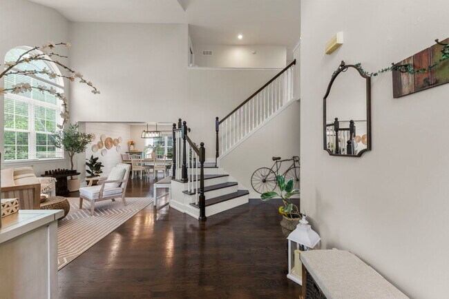 Building Photo - 3404 Interlochen Ln