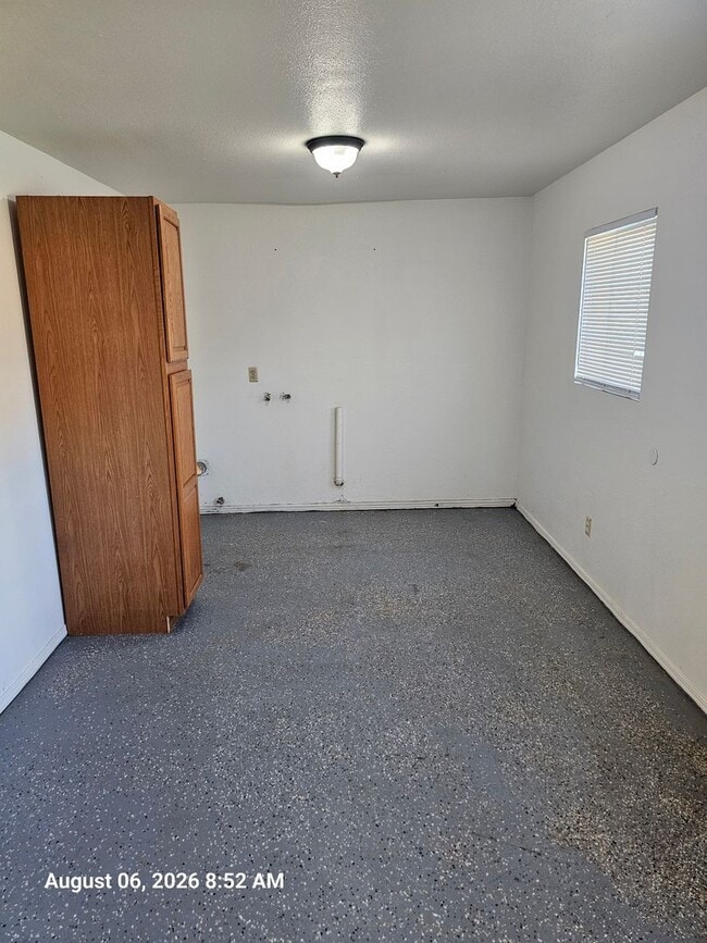 Building Photo - 407 S Santa Clara St