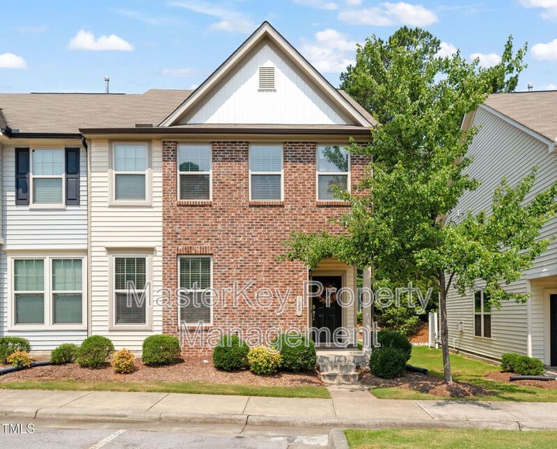 Photo - 120 Holly Berry Lane
