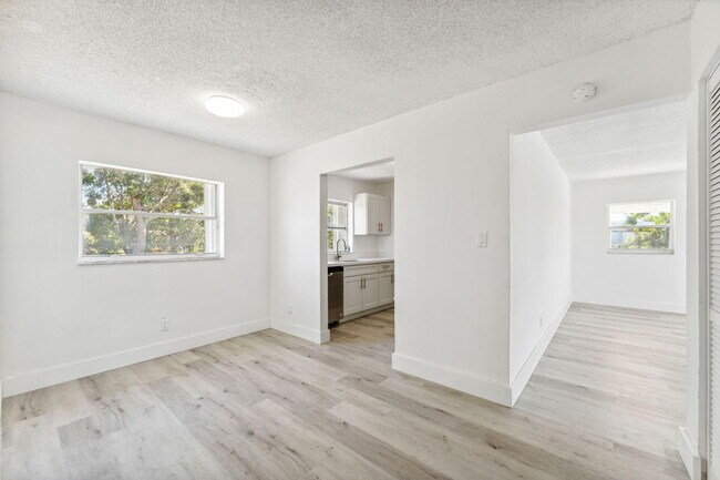 Foto del edificio - 514 NW 3rd Way
