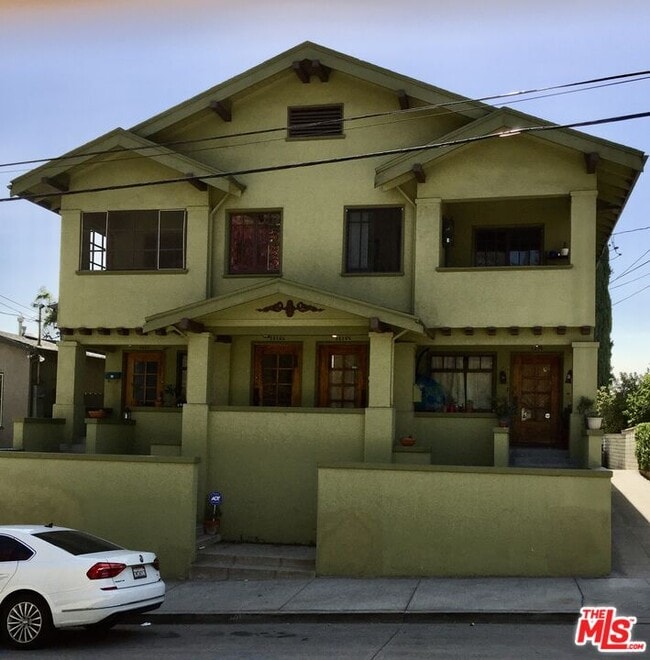 Building Photo - 1412 Calumet Ave