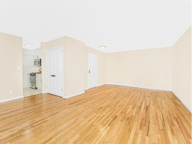 Photo - 3311 Giles Pl Apartment