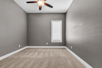 Building Photo - 40902 Welbey Ct