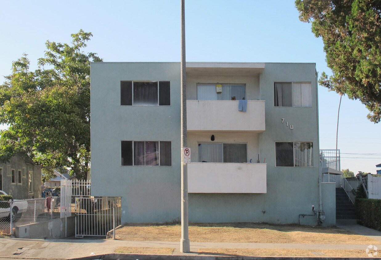 Foto del edificio - 710 E 50th St