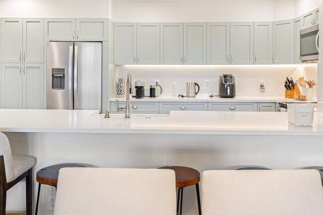 Foto del edificio - 4748 S Ocean Blvd
