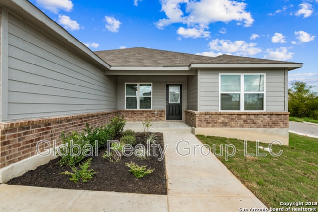 Building Photo - 108 Fabarm Ln