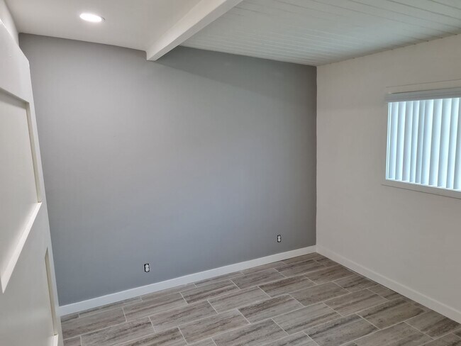 Foto del edificio - Remodeled 1 Bedroom Unit in Orange