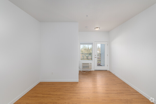 1BR, 1BA - 626SF - 7550 N Lombard St