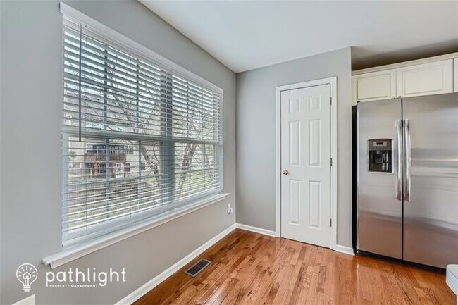 Foto del edificio - 1406 Cumberland Creek Lane SW, Marietta, G...