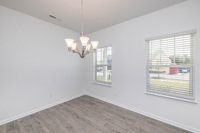 Foto del edificio - 4BD/2.5 House in the Stonebridge Fairways Community - AVAILABLE MAY 2026