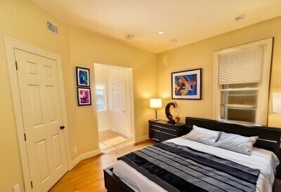 Foto del edificio - 207 Princeton St