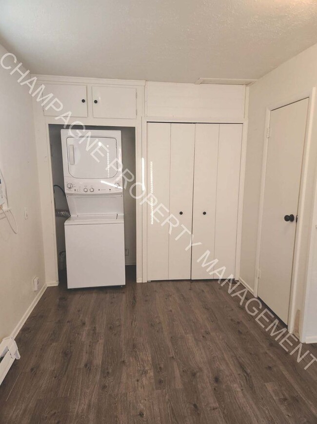 Foto del edificio - 801 N Osage St