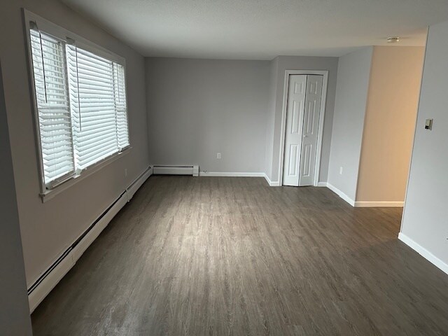 Foto del edificio - 44 Bishop Ave