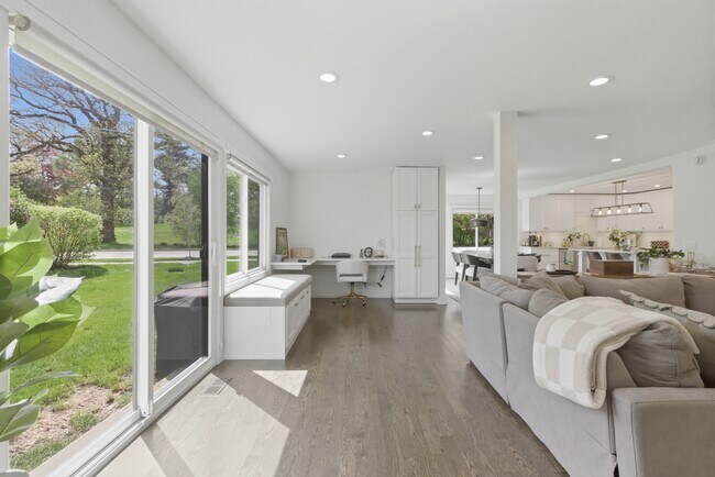 Foto del edificio - 105 Yarrow Ct
