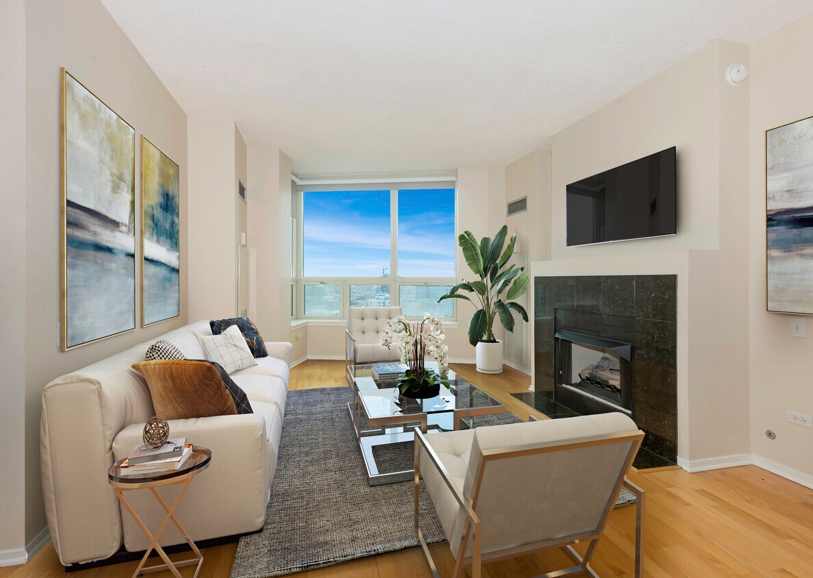 Living Room - 600 N Kingsbury St