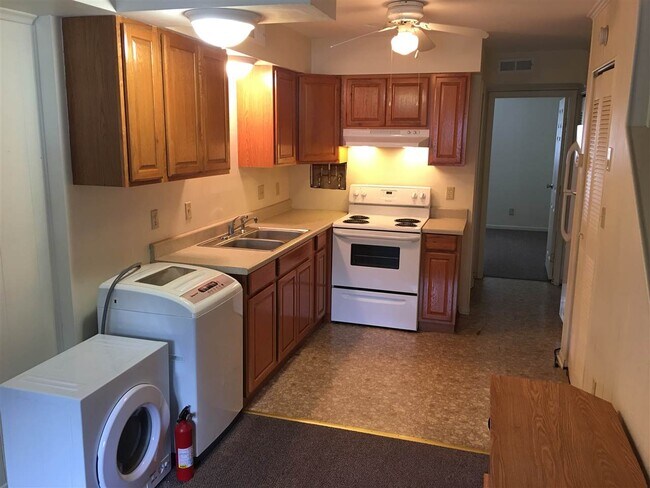 Foto del edificio - 2100 Jefferson Park Ave