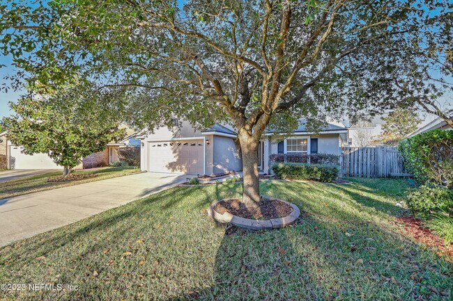 Foto del edificio - 8023 Tuxford Ln