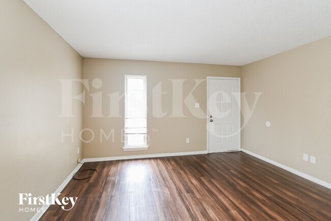 Building Photo - 6630 Windflower Ln