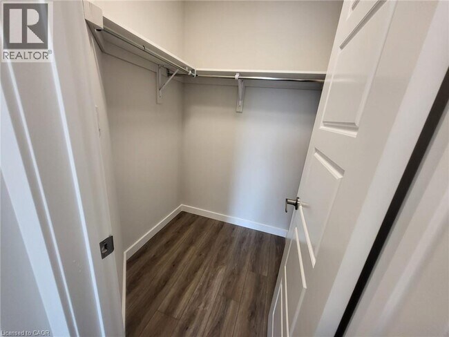 Building Photo - 118 Gravel Ridge Trail